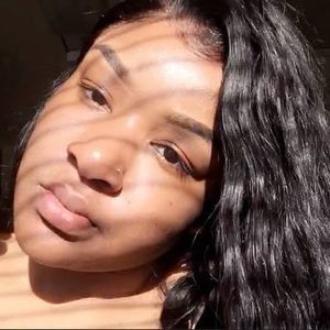 Meet your Posher, Devin